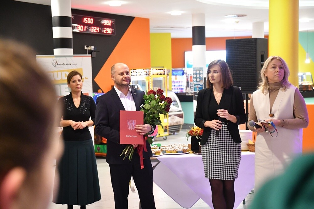 Park Wodny Aquadrom w Rudzie Śląskiej obchodzi w tym roku 10-lecie istnienia. Z tego powodu na wszystkich odwiedzających wczoraj rudzki park wodny czekało atrakcji. 

fot. Jacek Knapik