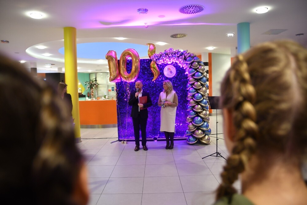 Park Wodny Aquadrom w Rudzie Śląskiej obchodzi w tym roku 10-lecie istnienia. Z tego powodu na wszystkich odwiedzających wczoraj rudzki park wodny czekało atrakcji. 

fot. Jacek Knapik