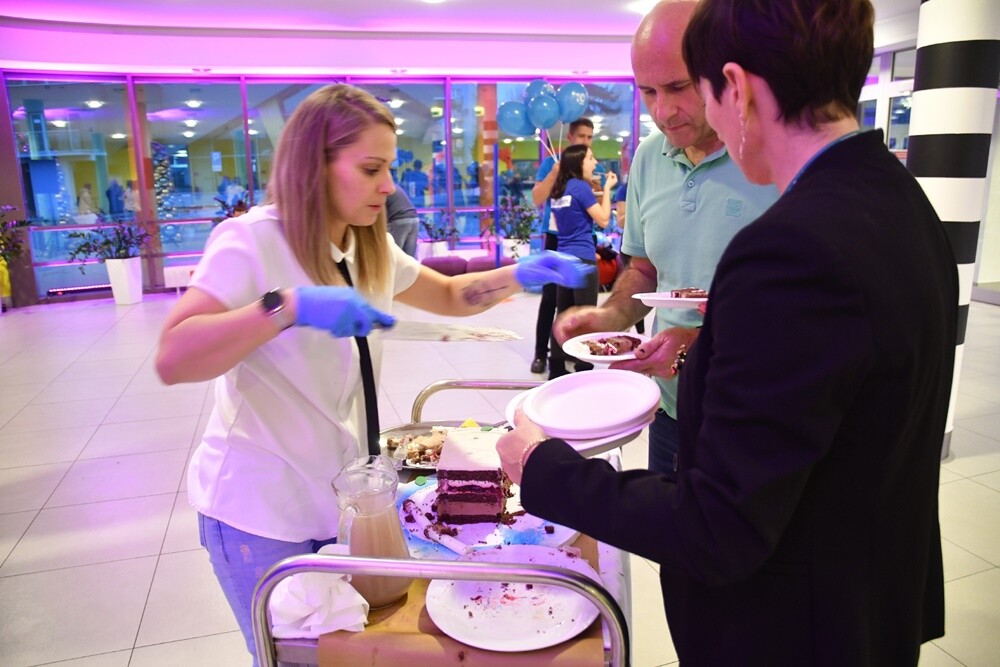 Park Wodny Aquadrom w Rudzie Śląskiej obchodzi w tym roku 10-lecie istnienia. Z tego powodu na wszystkich odwiedzających wczoraj rudzki park wodny czekało atrakcji. 

fot. Jacek Knapik