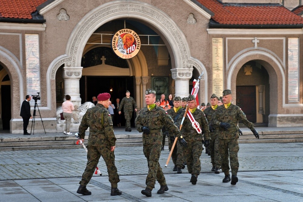 16 lipca minęło 100 lat od podpisania Aktu Objęcia Górnego Śląska przez Polskę. W związku z tym wczoraj w Rudzie Śląskiej odbyły się obchody 100. rocznicy tego wydarzenia. 

fot. Jacek Knapik