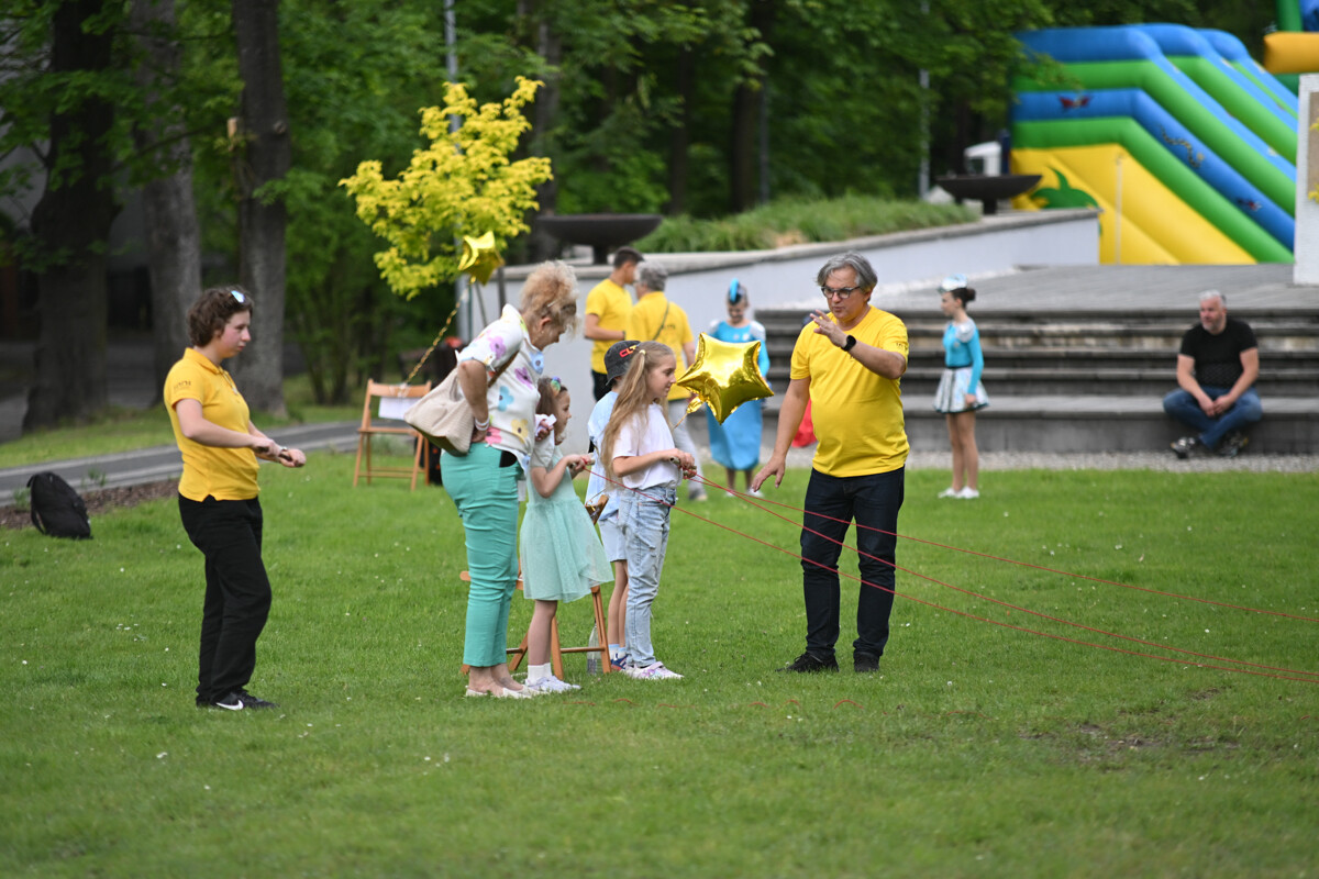 To już 15 lat! W sobotnie popołudnie, 31 maja w Kochłowicach odbył się rodzinny festyn organizowany przez In-ny Dom Kultury. / fot. Marek Faber