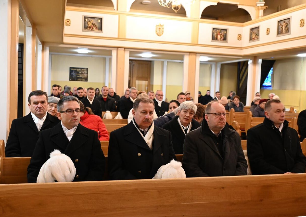 Dziś mija 18. rocznica tragicznego wypadku na kopalni Halemba - dokładnie 21 listopada 2006 roku w wyniku podziemnego wybuchu metanu śmierć poniosło 23 górników / fot. UM Ruda Śląska