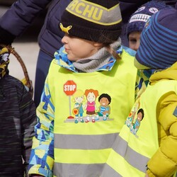 Przedszkolaki na rynku