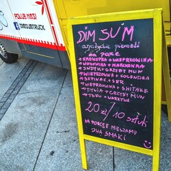 Zlot Food Truck'ów na rynku [ZDJĘCIA]