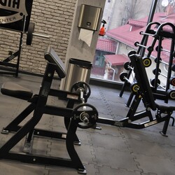 Nowy Hermes kusi nowoczesną siłownią i salą zabaw