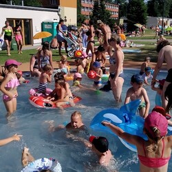 Basen otwarty w Nowym Bytomiu