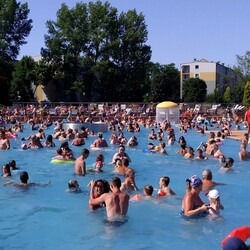 Basen otwarty w Nowym Bytomiu