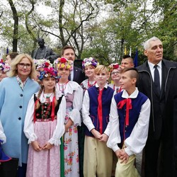 Odsłonięcie pomnika Wojciecha Konfartego