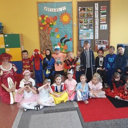 Międzynarodowy Dzień Postaci z Bajek