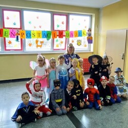 Międzynarodowy Dzień Postaci z Bajek