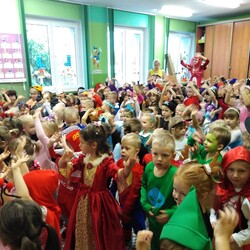 Międzynarodowy Dzień Postaci z Bajek