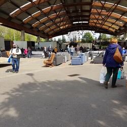 Na targowiska wrócił handel artykułami przemysłowymi