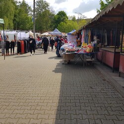 Na targowiska wrócił handel artykułami przemysłowymi