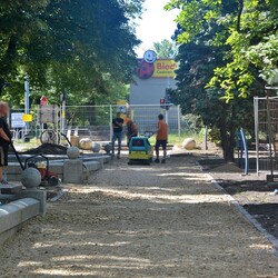 Plac Niepodległosci