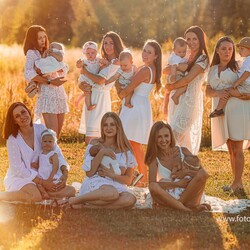 sesja grupowego karmienia piersią