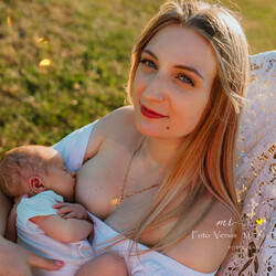 sesja grupowego karmienia piersią