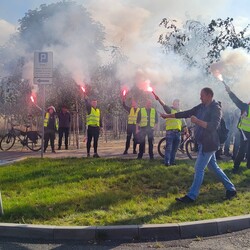 Pikieta pod Hutą Pokój