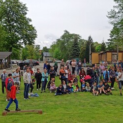 Słowianie w ruinach zamku rudzkiego