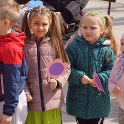 Dzieci witają wiosnę