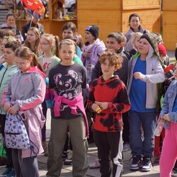 Dzieci witają wiosnę