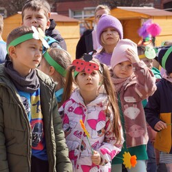 Dzieci witają wiosnę