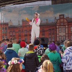 Dzieci witają wiosnę