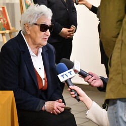  W kręgu poezji i prozy lagrowej więźniarek KL Ravensbruck