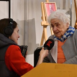  W kręgu poezji i prozy lagrowej więźniarek KL Ravensbruck