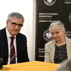  W kręgu poezji i prozy lagrowej więźniarek KL Ravensbruck