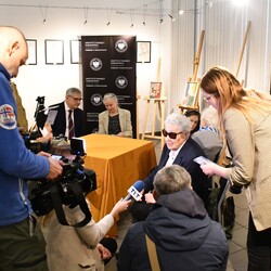  W kręgu poezji i prozy lagrowej więźniarek KL Ravensbruck