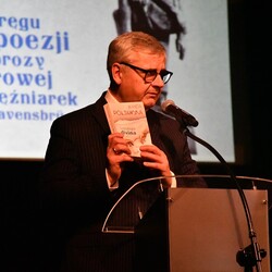  W kręgu poezji i prozy lagrowej więźniarek KL Ravensbruck