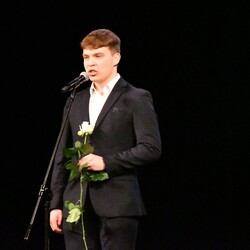  W kręgu poezji i prozy lagrowej więźniarek KL Ravensbruck