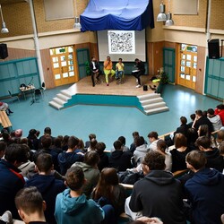 Wykład o hejcie, tolerancji i pasji w III LO