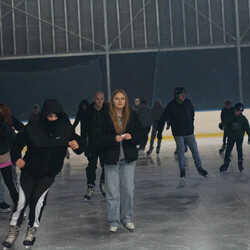 Otwarcie lodowiska na Burloch Arenie