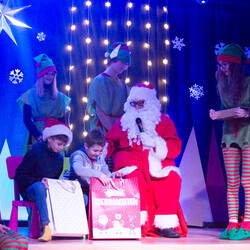 Spotkanie z Mikołajem w In-nYm Domu Kultury w Kochłowicach