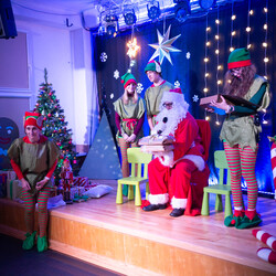 Spotkanie z Mikołajem w In-nYm Domu Kultury w Kochłowicach