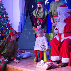 Spotkanie z Mikołajem w In-nYm Domu Kultury w Kochłowicach