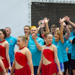 Mecz siatkówki pomiędzy sztabami WOŚP