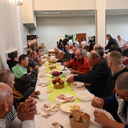 Śniadanie Wielkanocne dla osób potrzebujących