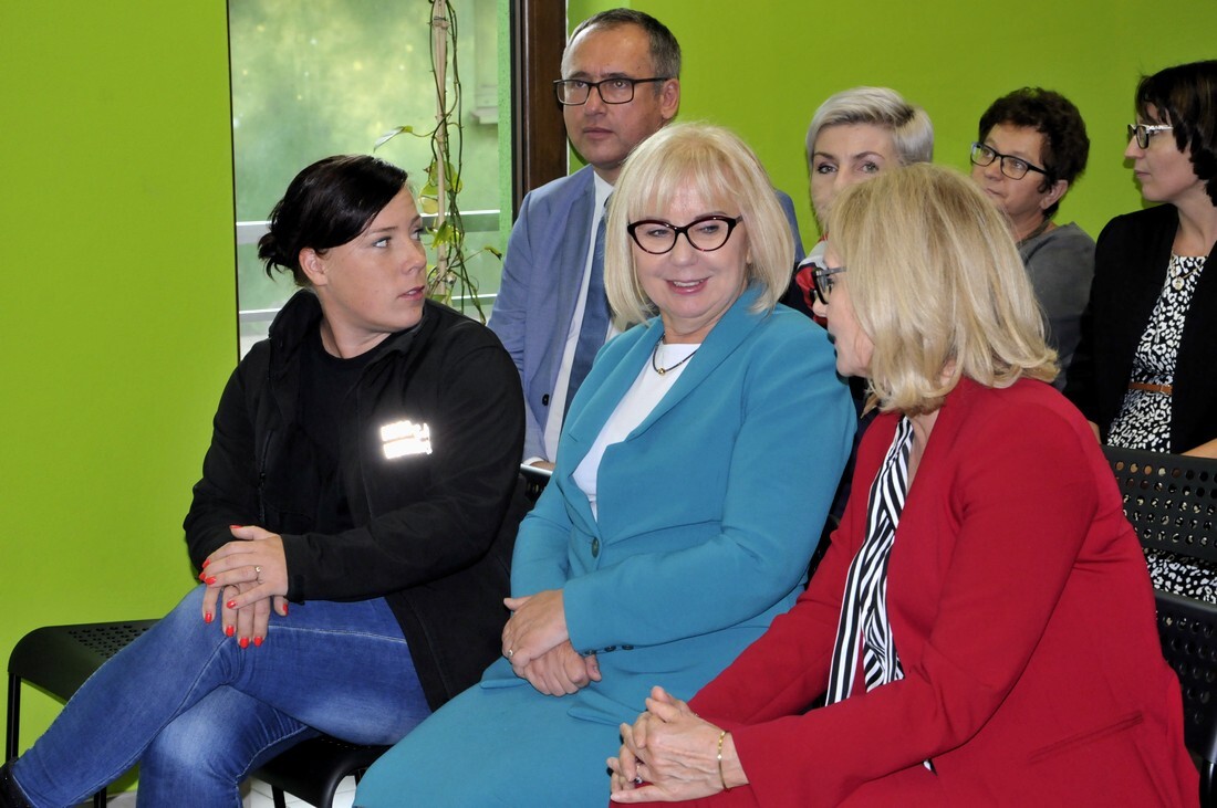 Towarzystwo Opieki nad Zwierzętami "FAUNA" obchodzi 25-lecie istnienia. Podczas oficjalnej uroczystości celebrującej ten jubileusz TOZ otrzymało do użytkowania budynek przeznaczony na cele statutowe, wręczono również nagrody laureatom konkursu "Jestem przyjacielem zwierząt...".