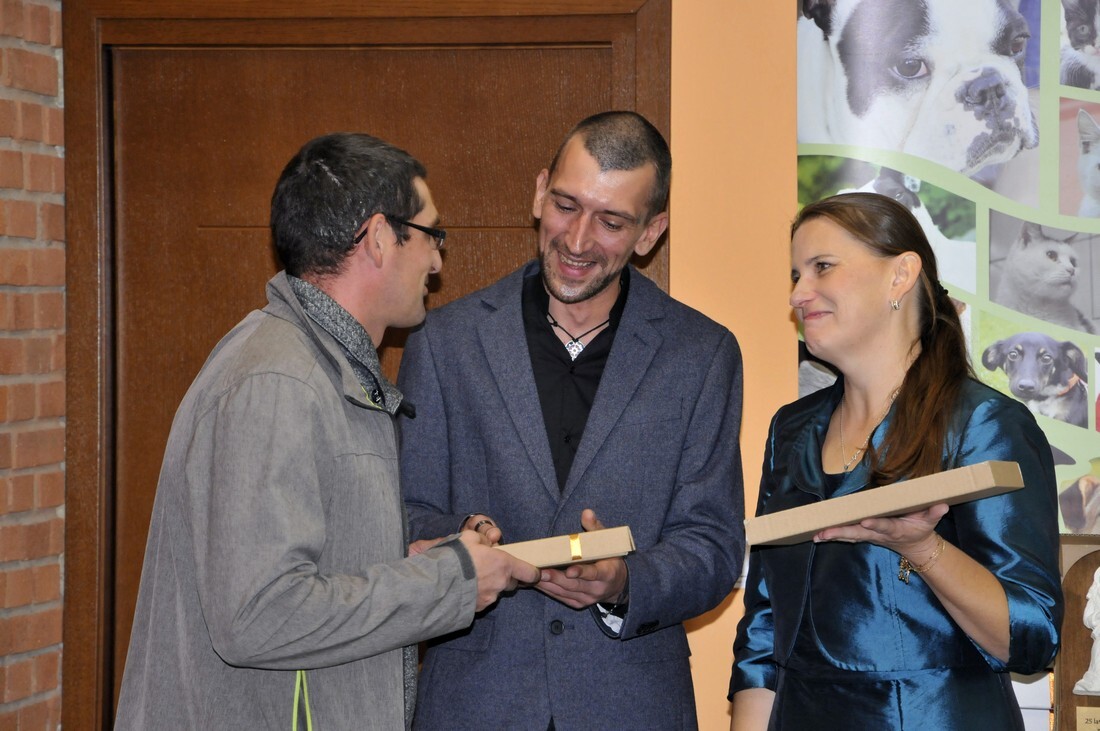 Towarzystwo Opieki nad Zwierzętami "FAUNA" obchodzi 25-lecie istnienia. Podczas oficjalnej uroczystości celebrującej ten jubileusz TOZ otrzymało do użytkowania budynek przeznaczony na cele statutowe, wręczono również nagrody laureatom konkursu "Jestem przyjacielem zwierząt...".