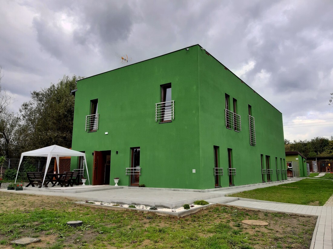 Towarzystwo Opieki nad Zwierzętami "FAUNA" obchodzi 25-lecie istnienia. Podczas oficjalnej uroczystości celebrującej ten jubileusz TOZ otrzymało do użytkowania budynek przeznaczony na cele statutowe, wręczono również nagrody laureatom konkursu "Jestem przyjacielem zwierząt...".