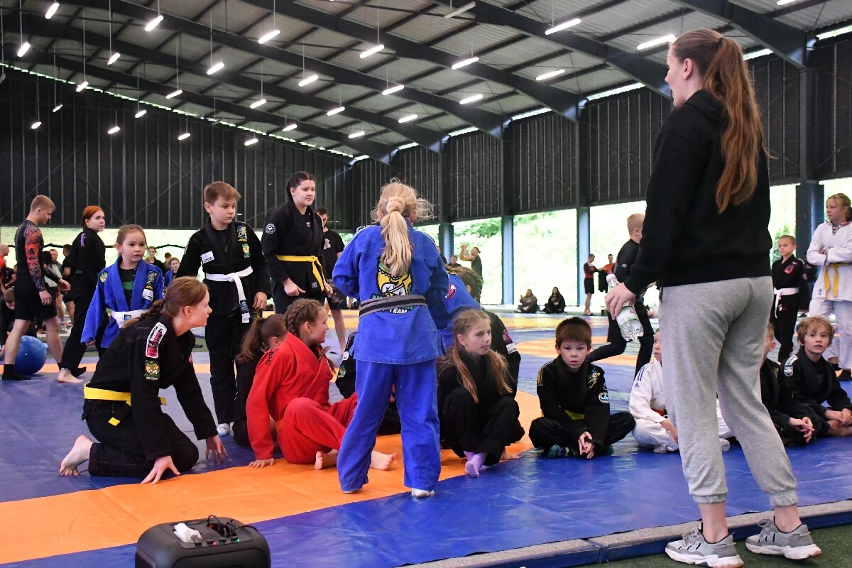 Dziś pogoda nie dopisała. Kulanie na Lufcie tym razem pod zadaszeniem! / fot. Jacek Knapik