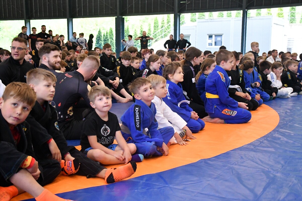 Dziś pogoda nie dopisała. Kulanie na Lufcie tym razem pod zadaszeniem! / fot. Jacek Knapik