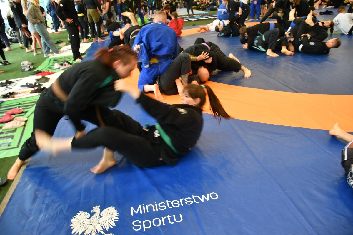 Dziś pogoda nie dopisała. Kulanie na Lufcie tym razem pod zadaszeniem! / fot. Jacek Knapik