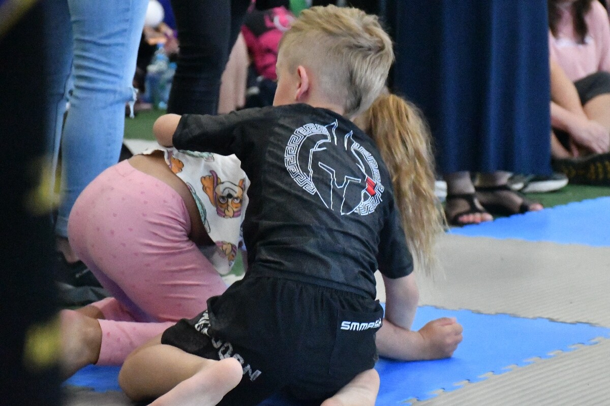 Dziś pogoda nie dopisała. Kulanie na Lufcie tym razem pod zadaszeniem! / fot. Jacek Knapik