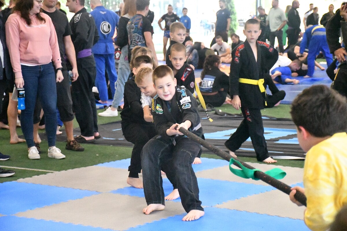 Dziś pogoda nie dopisała. Kulanie na Lufcie tym razem pod zadaszeniem! / fot. Jacek Knapik