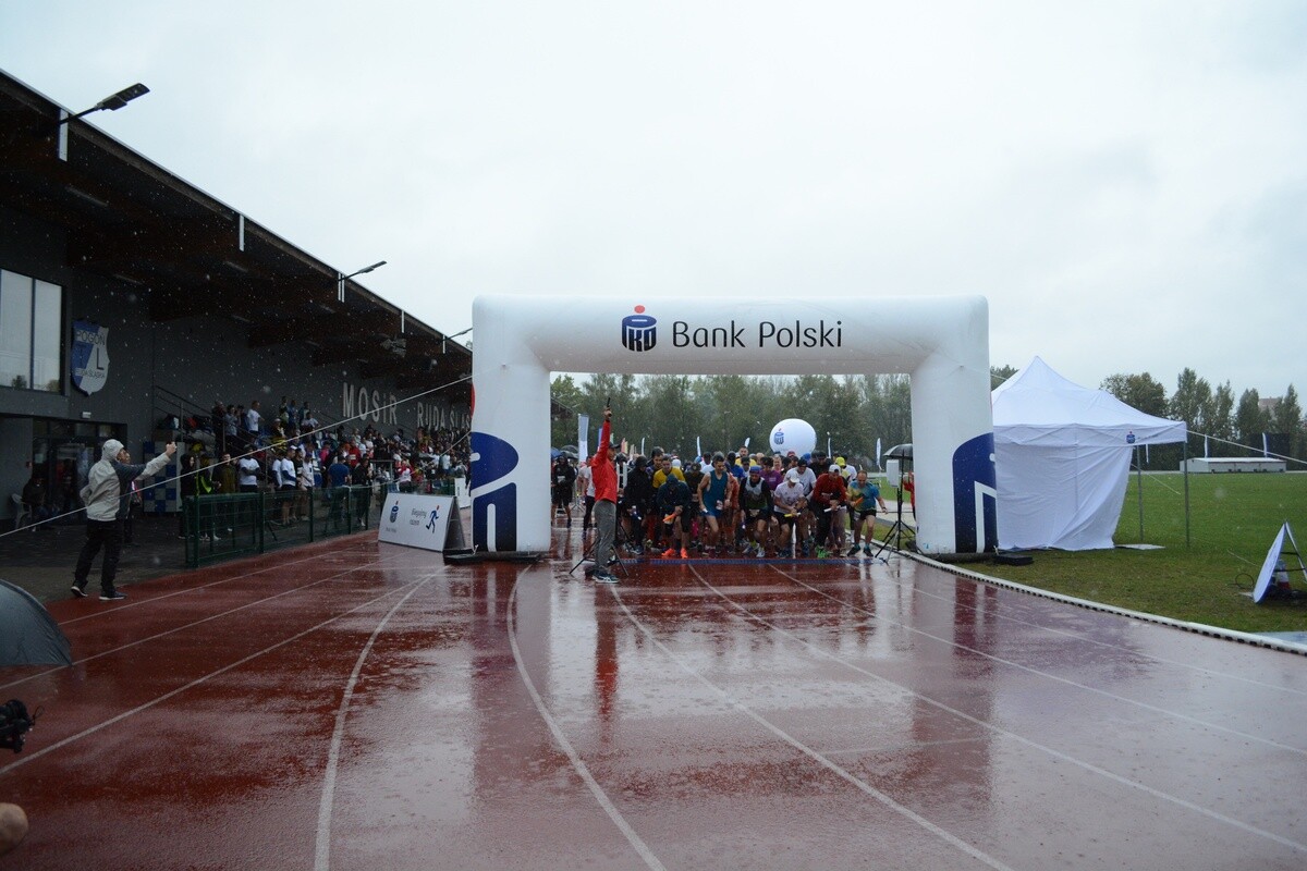 8. PKO Bieg Charytatywny odbył się z wielkim entuzjazmem i zaangażowaniem zarówno dorosłych, jak i młodszych biegaczy / fot. Krzysztof Faber