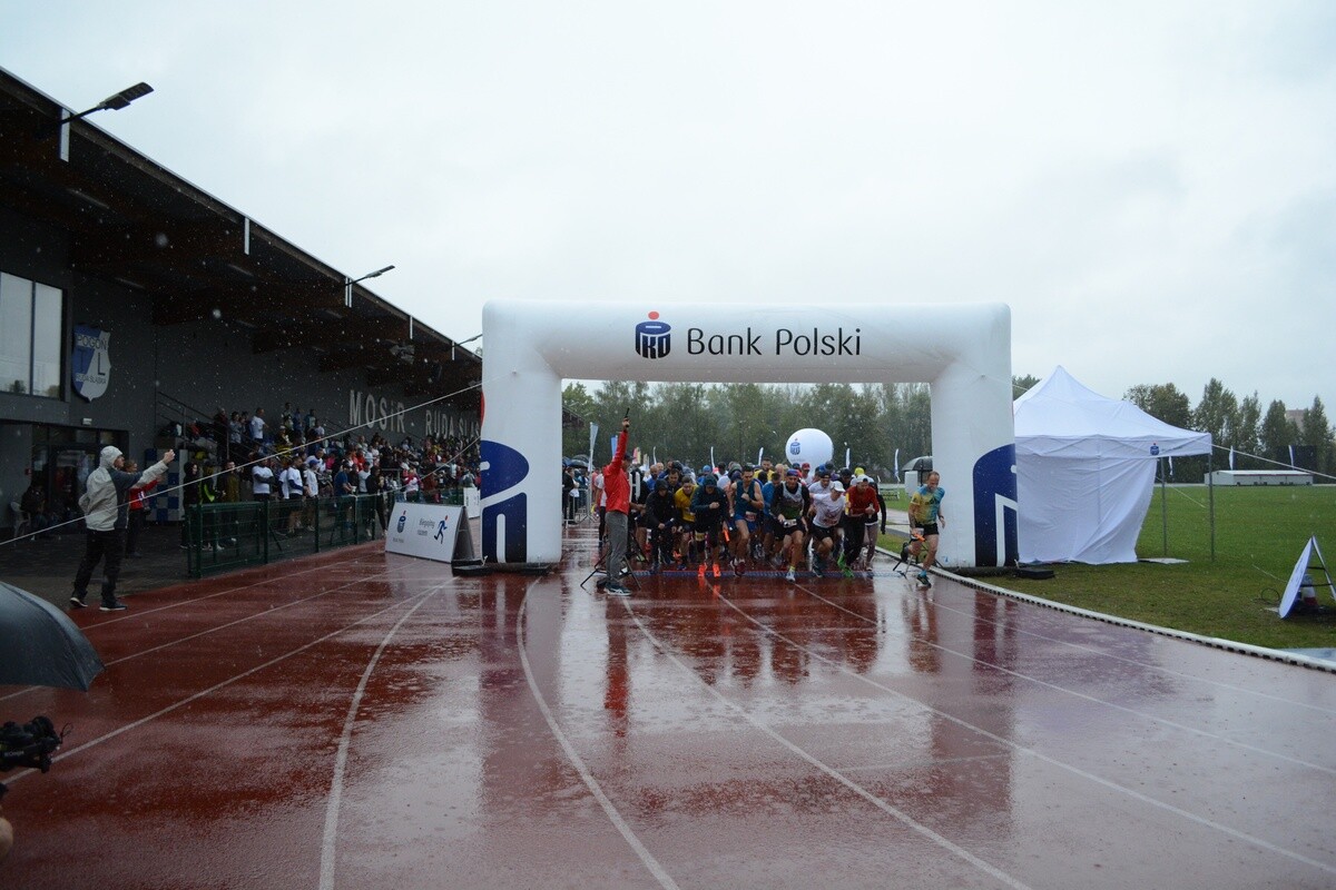 8. PKO Bieg Charytatywny odbył się z wielkim entuzjazmem i zaangażowaniem zarówno dorosłych, jak i młodszych biegaczy / fot. Krzysztof Faber