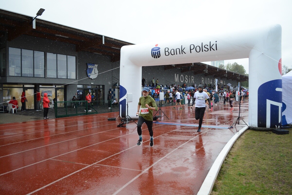 8. PKO Bieg Charytatywny odbył się z wielkim entuzjazmem i zaangażowaniem zarówno dorosłych, jak i młodszych biegaczy / fot. Krzysztof Faber